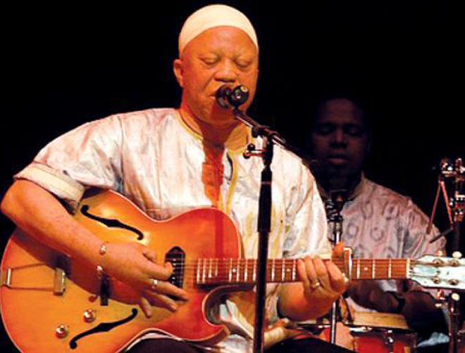 http://www.lea.co.ao/images/noticias/Salif_Keita_em_Angola.jpg