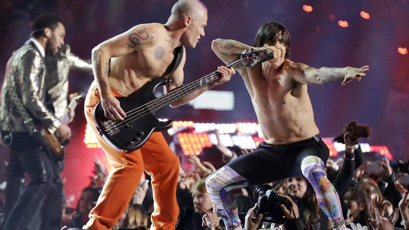 Red Hot Chili Peppers faz cover de 